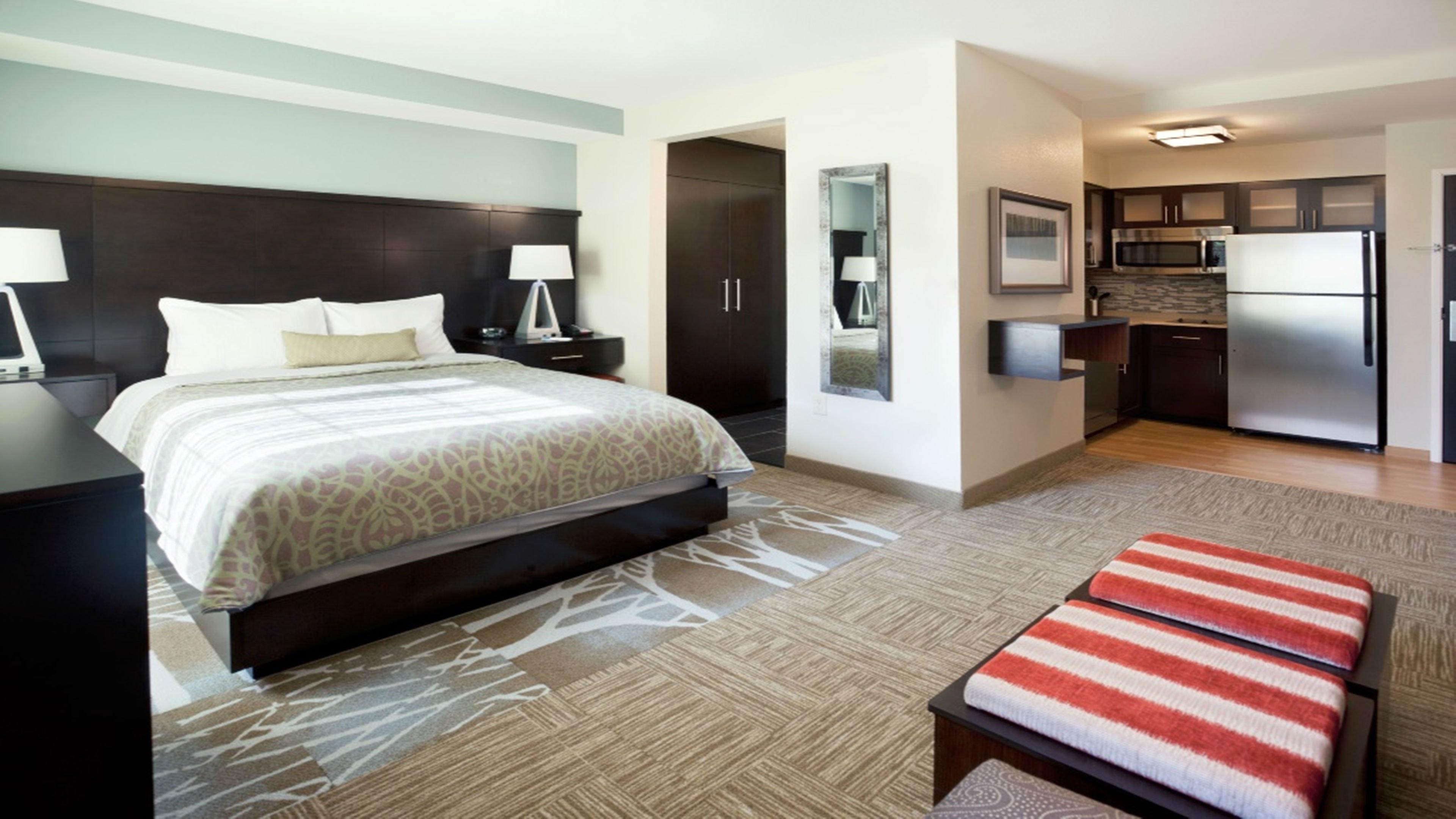 Staybridge Suites - Johnson City By Ihg Екстериор снимка